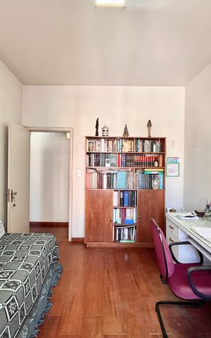 Apartamento à venda com 140m², 3 quartos e 1 vaga Apartamento à venda com 140m², 3 quartos e 1 vagaQuarto 1