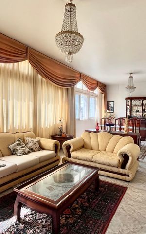 Apartamento à venda com 140m², 3 quartos e 1 vaga Apartamento à venda com 140m², 3 quartos e 1 vagaSala