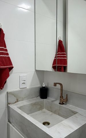 Apartamento à venda com 43m², 2 quartos e 1 vaga Apartamento à venda com 43m², 2 quartos e 1 vagaBanheiro