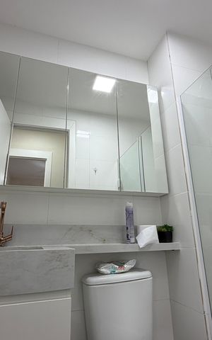 Apartamento à venda com 43m², 2 quartos e 1 vaga Apartamento à venda com 43m², 2 quartos e 1 vagaBanheiro