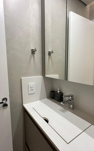 Apartamento para alugar com 75m², 2 quartos e 2 vagas Apartamento para alugar com 75m², 2 quartos e 2 vagasBanheiro da Suíte 1