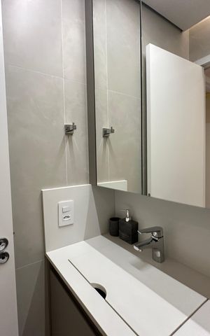 Apartamento para alugar com 75m², 2 quartos e 2 vagas Apartamento para alugar com 75m², 2 quartos e 2 vagasBanheiro da Suíte 1