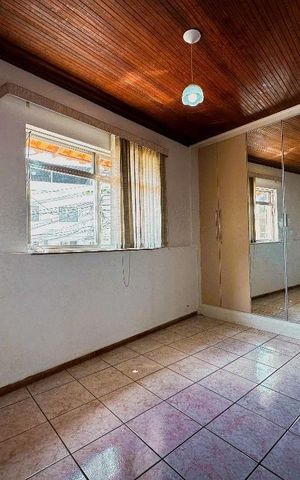Casa para alugar com 90m², 4 quartos e 1 vaga