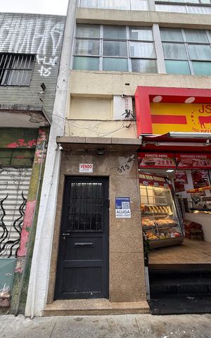 Studio à venda com 28m², 1 quarto e sem vaga Studio à venda com 28m², 1 quarto e sem vagaFachada