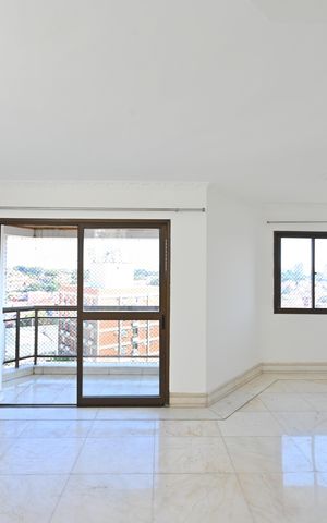 Apartamento para alugar com 200m², 2 quartos e 3 vagasSala