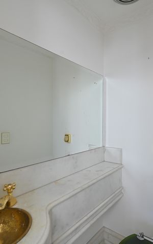 Apartamento para alugar com 200m², 2 quartos e 3 vagasLavabo