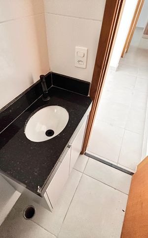 Apartamento à venda com 38m², 2 quartos e sem vaga Apartamento à venda com 38m², 2 quartos e sem vagaBanheiro