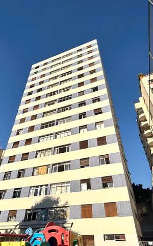 Apartamento para alugar com 83m², 2 quartos e 2 vagasFachada