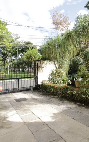 Casa de condomínio à venda com 310m², 4 quartos e 2 vagasGaragem
