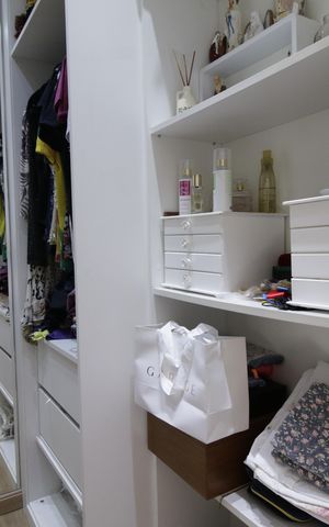 Casa de condomínio à venda com 310m², 4 quartos e 2 vagasCloset da suíte 2