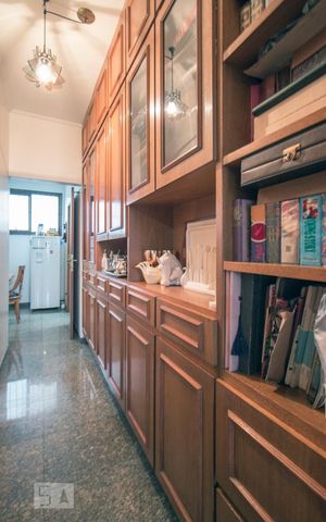 Apartamento à venda com 240m², 5 quartos e 4 vagas