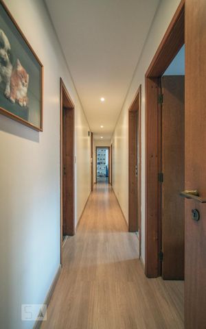Apartamento à venda com 240m², 5 quartos e 4 vagas