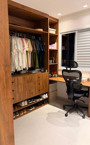 Apartamento à venda com 49m², 2 quartos e 1 vaga Apartamento à venda com 49m², 2 quartos e 1 vagaEscritório
