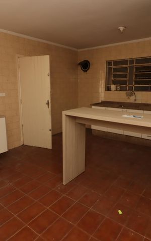 Casa para alugar com 160m², 3 quartos e 2 vagasCozinha