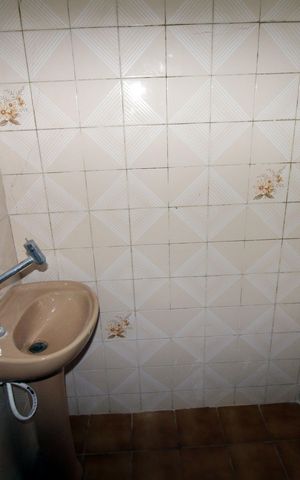 Casa à venda com 60m², 2 quartos e sem vagaBanheiro