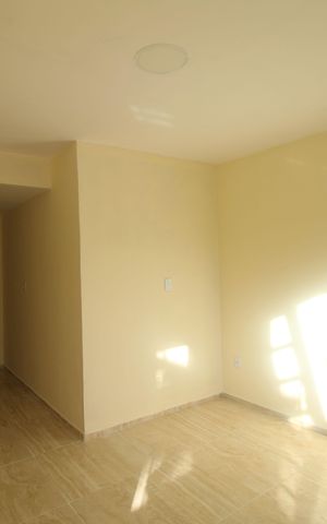 Casa à venda com 60m², 2 quartos e sem vagaSala