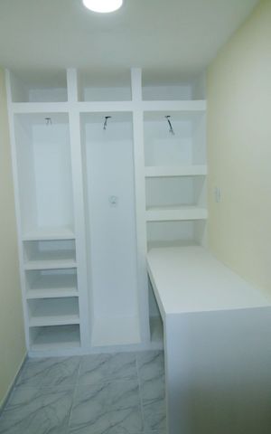 Casa à venda com 60m², 2 quartos e sem vagaCloset