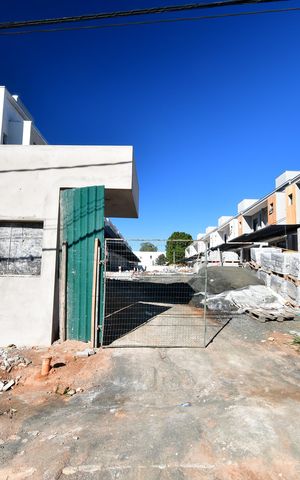 Casa de condomínio à venda com 130m², 3 quartos e 2 vagasFachado do condomínio