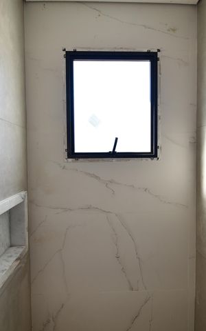 Casa de condomínio à venda com 130m², 3 quartos e 2 vagasBanheiro Suíte