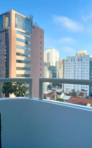 Apartamento à venda com 40m², 1 quarto e 1 vaga Apartamento à venda com 40m², 1 quarto e 1 vagaVaranda