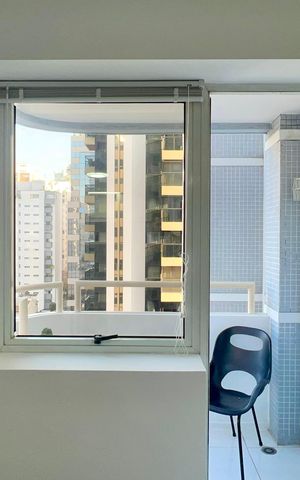 Apartamento à venda com 40m², 1 quarto e 1 vaga Apartamento à venda com 40m², 1 quarto e 1 vagaVaranda
