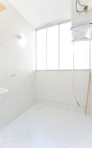 Apartamento à venda com 68m², 3 quartos e 1 vagaÁrea de Serviço