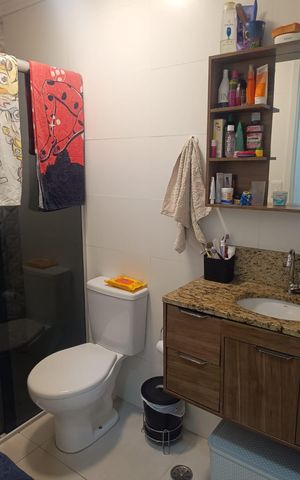 Apartamento à venda com 80m², 3 quartos e 1 vaga Apartamento à venda com 80m², 3 quartos e 1 vagaBanheiro
