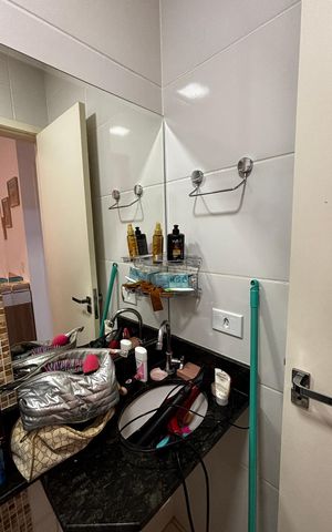 Apartamento à venda com 63m², 2 quartos e 1 vaga Apartamento à venda com 63m², 2 quartos e 1 vagaBanheiro