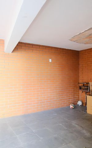 Casa à venda com 127m², 2 quartos e 2 vagasGaragem
