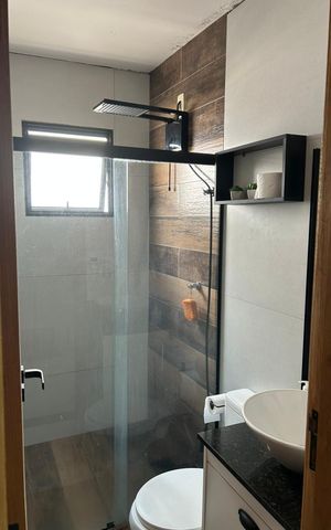 Casa à venda com 90m², 2 quartos e 3 vagas Casa à venda com 90m², 2 quartos e 3 vagasBanheiro