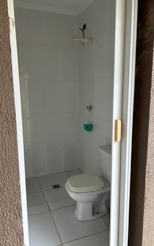 Casa à venda com 90m², 2 quartos e 3 vagas Casa à venda com 90m², 2 quartos e 3 vagasBanheiro