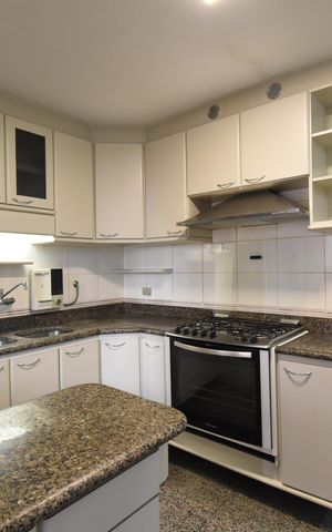 Apartamento à venda com 311m², 5 quartos e 3 vagasCozinha