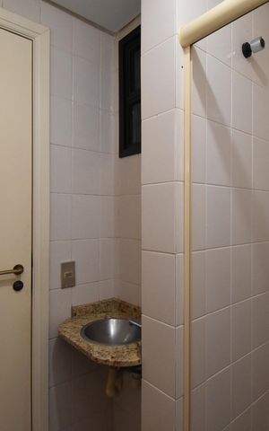 Apartamento à venda com 311m², 5 quartos e 3 vagasBanheiro da Suíte 3