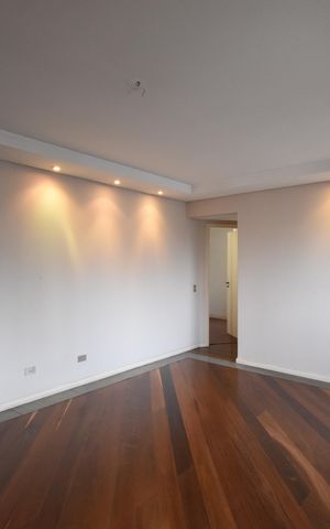 Apartamento à venda com 311m², 5 quartos e 3 vagasSala 2