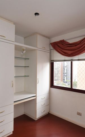 Apartamento à venda com 311m², 5 quartos e 3 vagasSuíte 3
