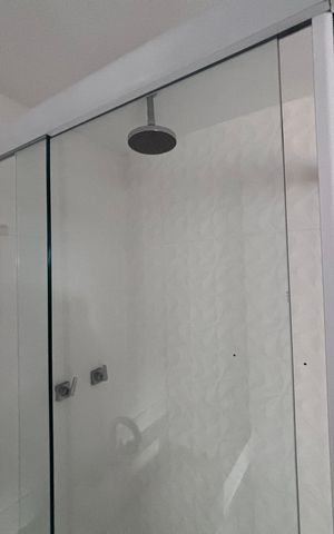 Apartamento à venda com 66m², 2 quartos e 2 vagas Apartamento à venda com 66m², 2 quartos e 2 vagasBanheiro