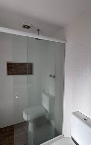 Apartamento à venda com 66m², 2 quartos e 2 vagas Apartamento à venda com 66m², 2 quartos e 2 vagasBanheiro do Quarto 1