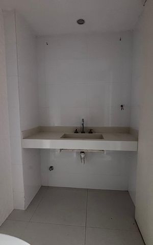 Apartamento à venda com 66m², 2 quartos e 2 vagas Apartamento à venda com 66m², 2 quartos e 2 vagasBanheiro do Quarto 1