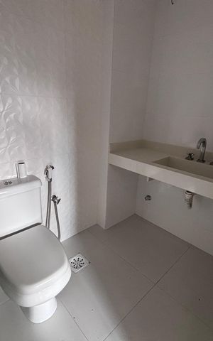 Apartamento à venda com 66m², 2 quartos e 2 vagas Apartamento à venda com 66m², 2 quartos e 2 vagasBanheiro do Quarto 1