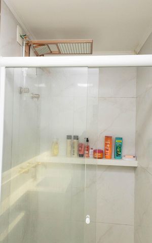 Apartamento à venda com 42m², 2 quartos e 1 vaga Apartamento à venda com 42m², 2 quartos e 1 vagaBanheiro