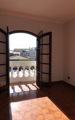 Casa à venda com 164m², 3 quartos e 2 vagasSuíte