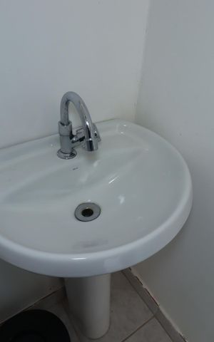 Casa à venda com 164m², 3 quartos e 2 vagasBanheiro Social 2 - Pia