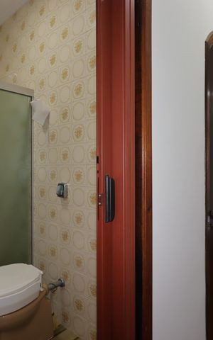 Casa à venda com 164m², 3 quartos e 2 vagasCorredor primeiro piso