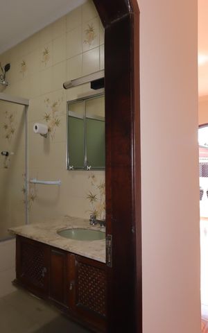 Casa à venda com 164m², 3 quartos e 2 vagasSuíte