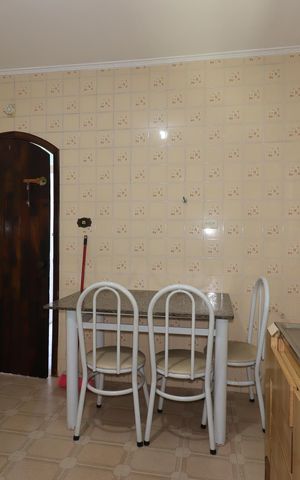 Casa à venda com 164m², 3 quartos e 2 vagasQuintal