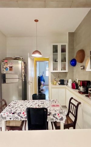 Apartamento para alugar com 200m², 3 quartos e sem vaga