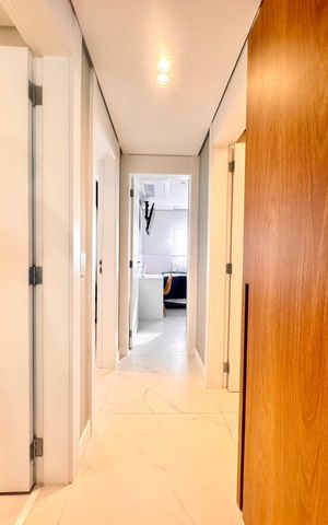Apartamento à venda com 130m², 3 quartos e 2 vagas Apartamento à venda com 130m², 3 quartos e 2 vagasCorredor