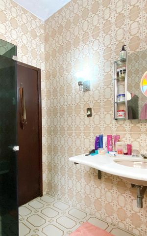 Casa à venda com 420m², 3 quartos e 2 vagas Casa à venda com 420m², 3 quartos e 2 vagasBanheiro da Suíte 1