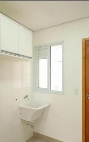 Apartamento à venda com 45m², 2 quartos e 1 vaga Apartamento à venda com 45m², 2 quartos e 1 vagaÁrea de serviço