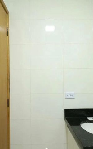 Apartamento à venda com 45m², 2 quartos e 1 vaga Apartamento à venda com 45m², 2 quartos e 1 vagaBanheiro